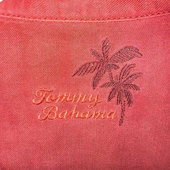 Limited Edition Tommy Bahama Grill master Button Down Shirt Size L - Picture 3 of 9